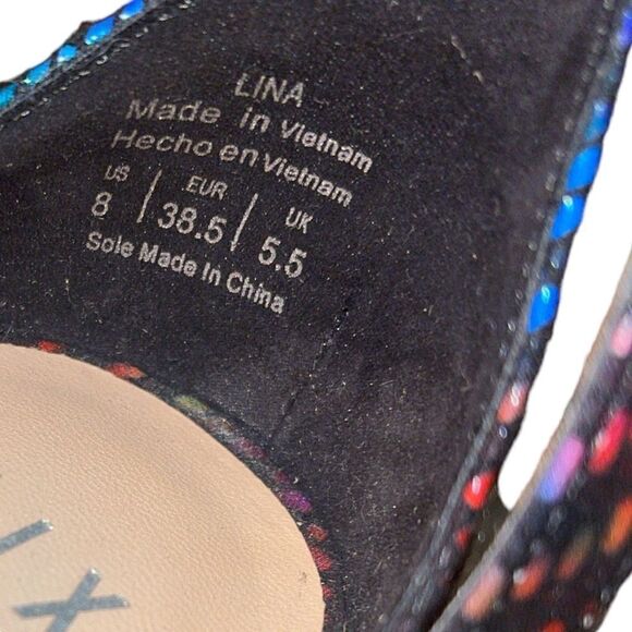 Mix 6.  - Picture 3 of 3